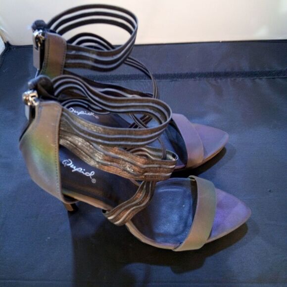 QUPID HIGH HEEL ALMOND OPEN-TOE ELASTIC CRISS-CROSS STRAP SANDAL - Picture 4 of 16